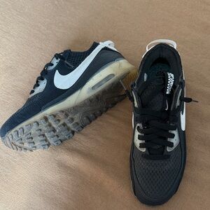 Nike Terrascape Sneakers